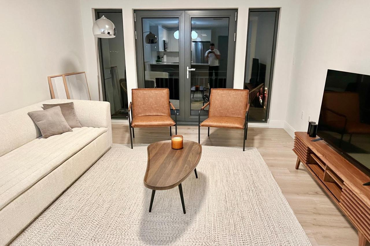 Modern 2 Bed Furnished Apartment In Quincy Exteriör bild