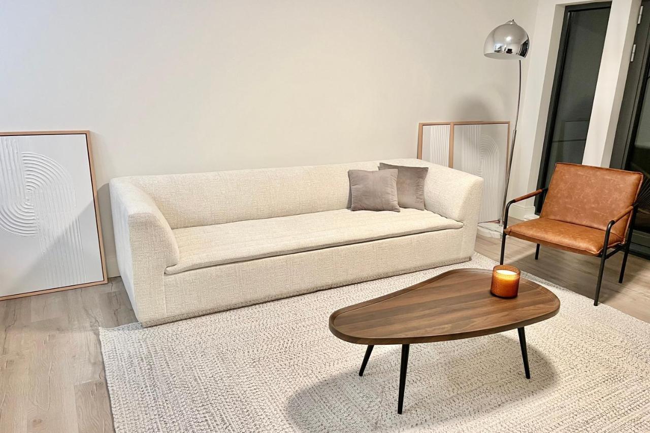 Modern 2 Bed Furnished Apartment In Quincy Exteriör bild