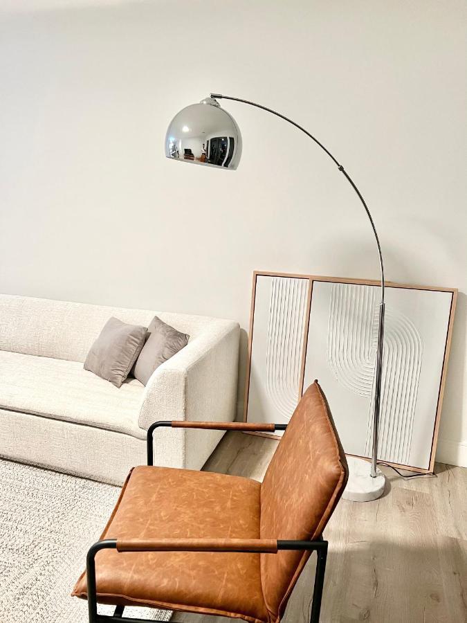 Modern 2 Bed Furnished Apartment In Quincy Exteriör bild